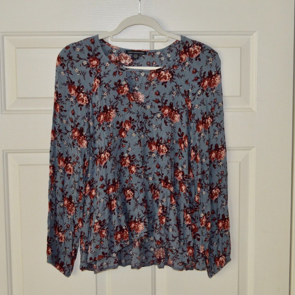 Floral Long Sleeve American Eagle Top